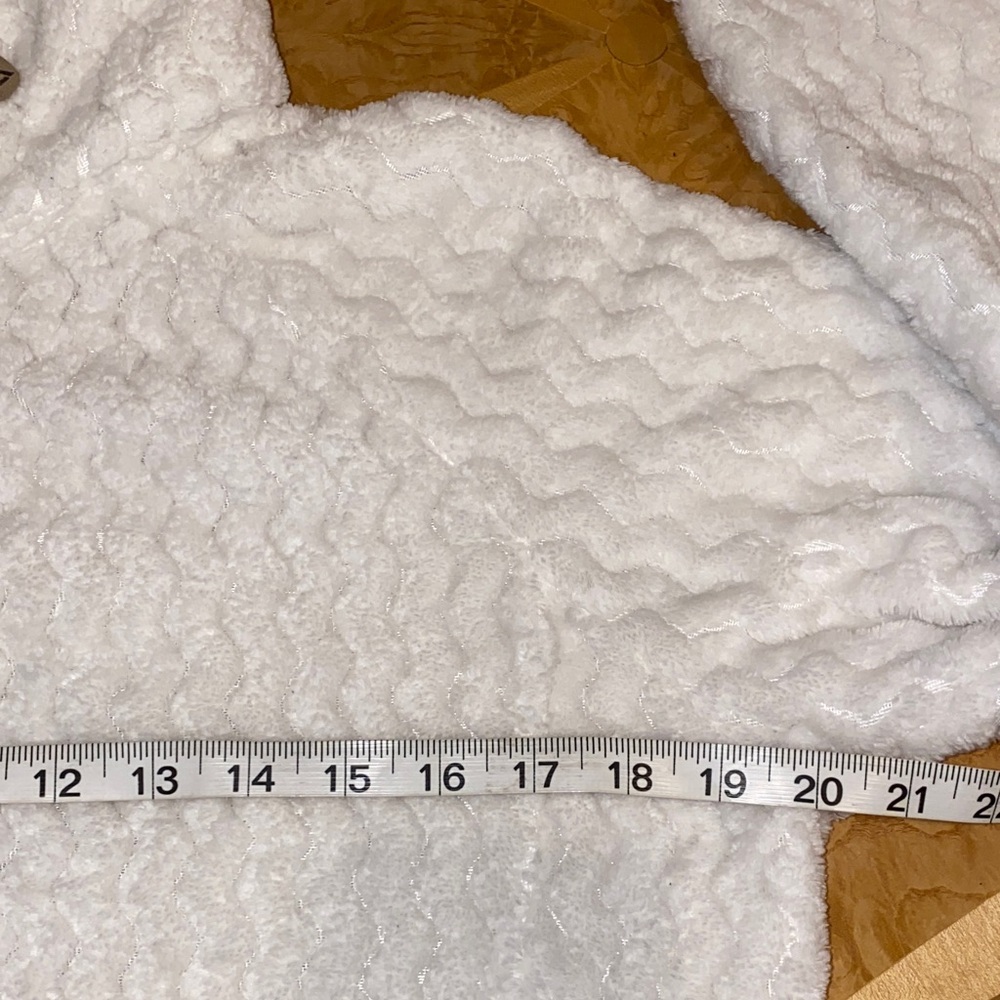 5/$50 ZeroXposur Women's Cream Textured Teddy Jacket Size Small - Picture 10 of 14